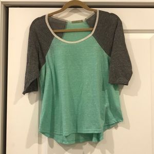 Loose short sleeve top